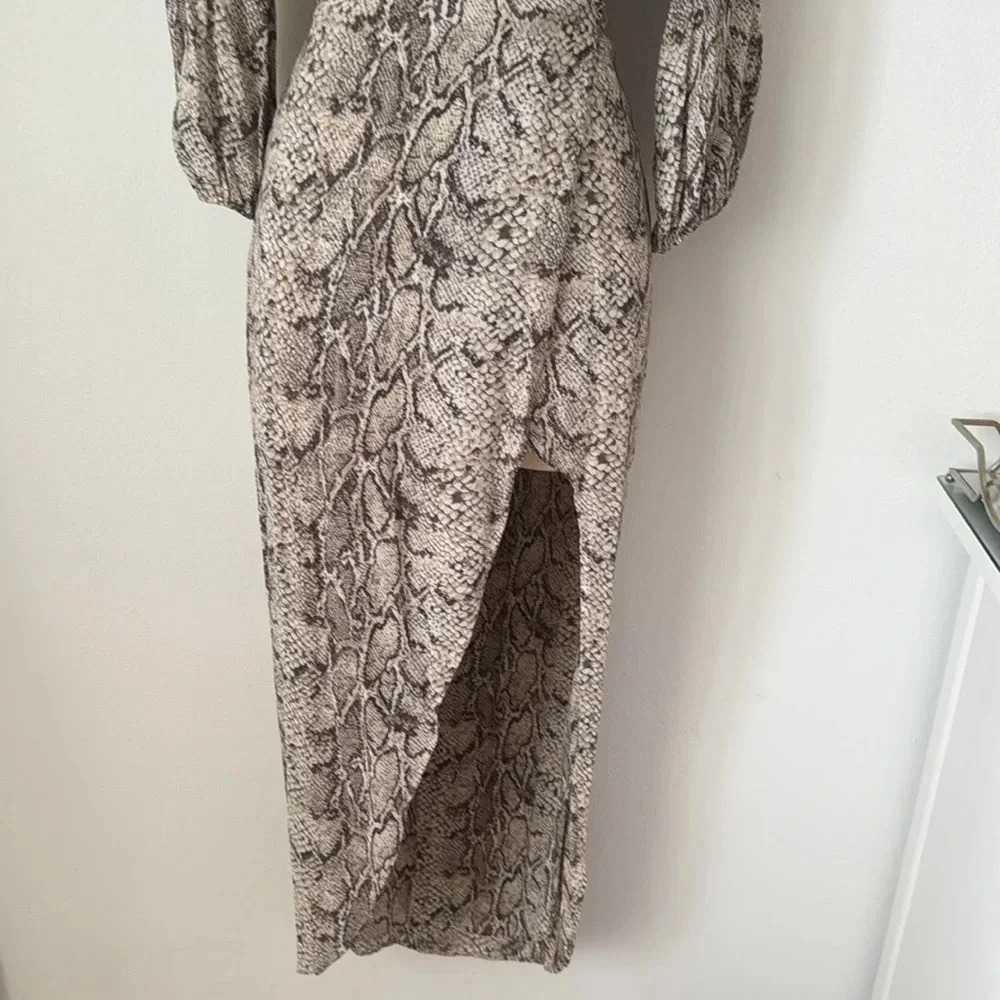 Reformation snakeskin wrap dress - Picture 8 of 8